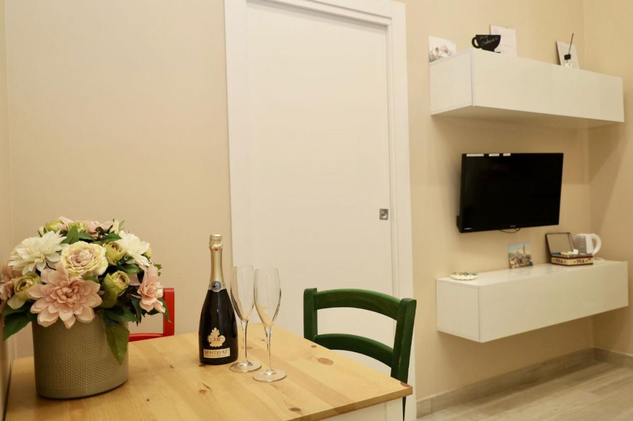 Casa Cavaliere Bed & Breakfast Napoli Eksteriør bilde